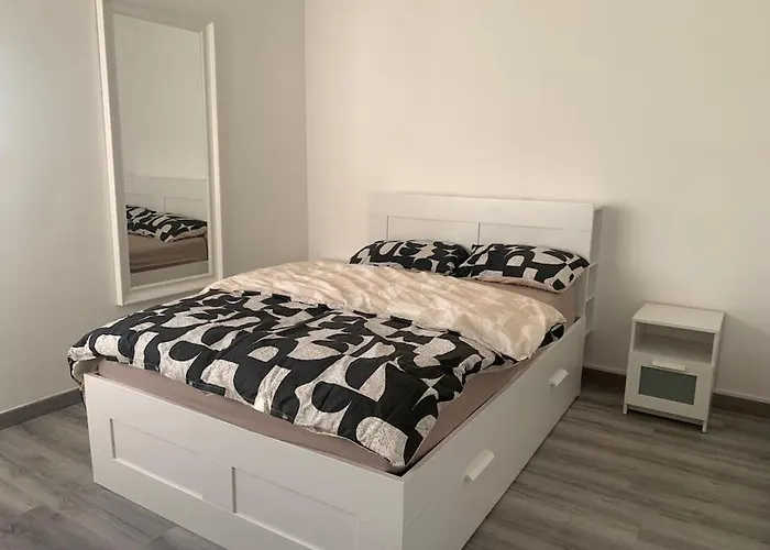Apartament Centre Historique, Confort, Vue Riviere Et Ribeirinha Portimão