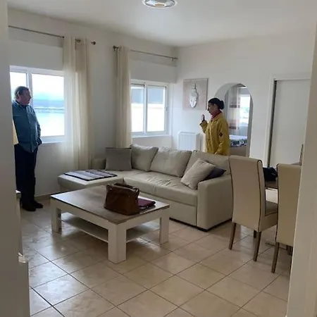 Апартаменты Centre Historique, Confort, Vue Riviere Et Ribeirinha Портиман